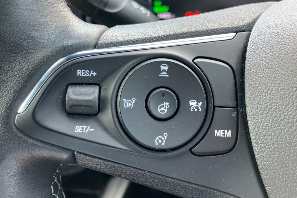 Vauxhall Mokka-e 50Kwh Ultimate White #16