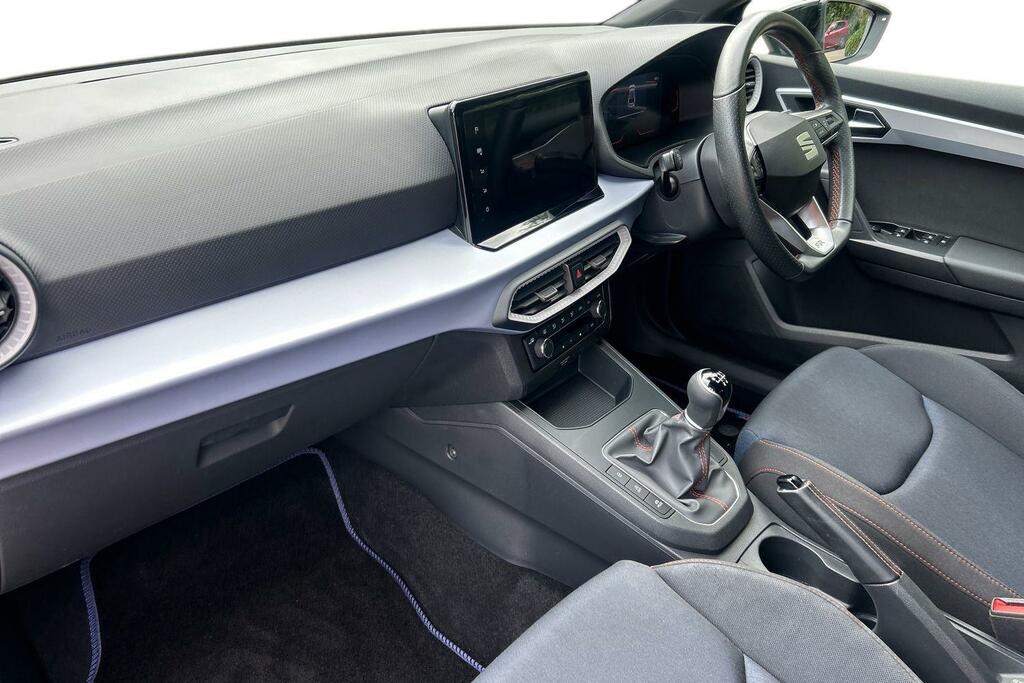 Seat Ibiza 1.0 Tsi 95 Fr HY72KSK Blue #2