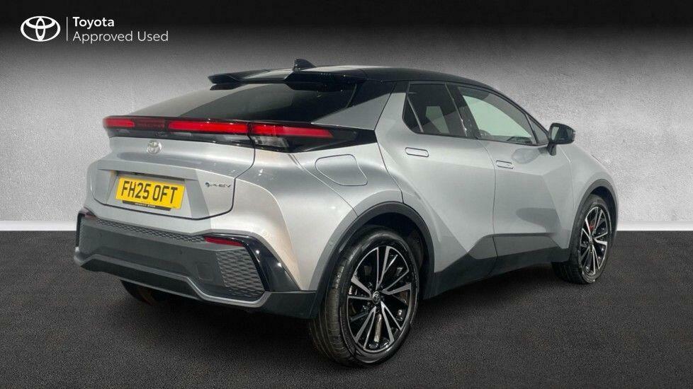 Toyota C-Hr 2.0 Vvt 13.6Kwh Excel Cvt Euro 6 Ss Silver #2