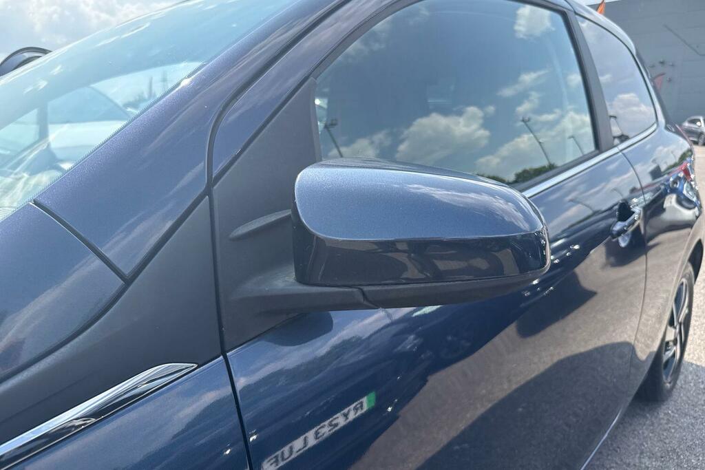 Peugeot 108 Active #37