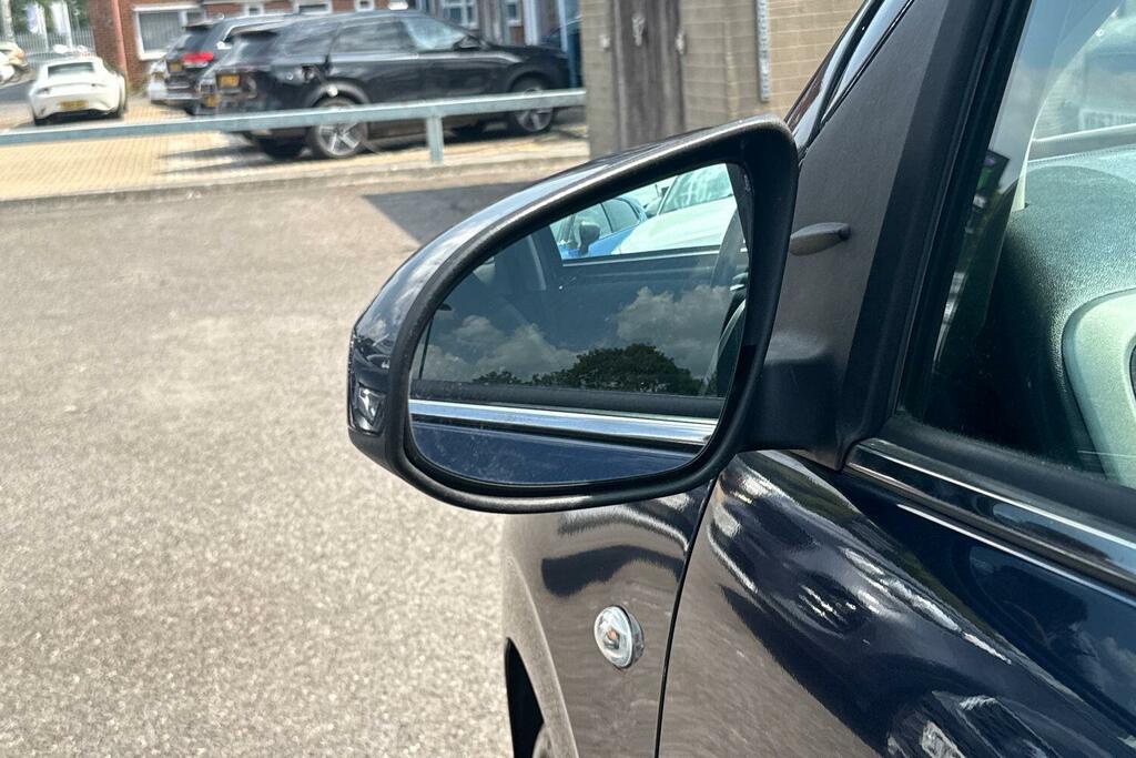 Peugeot 108 Active #48
