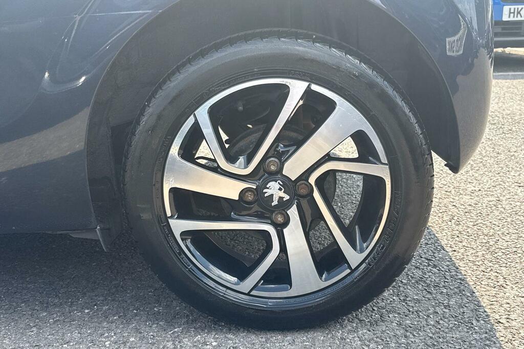 Peugeot 108 Active #35