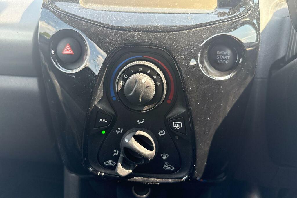 Peugeot 108 Active #12