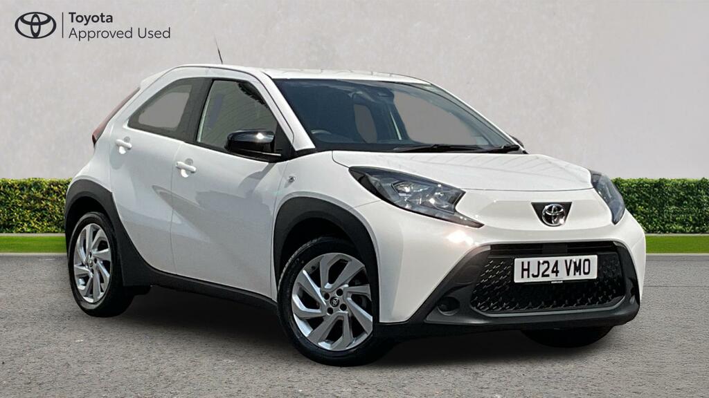 Toyota Aygo X 1.0 Vvt-i Pure Euro 6 Ss White #2