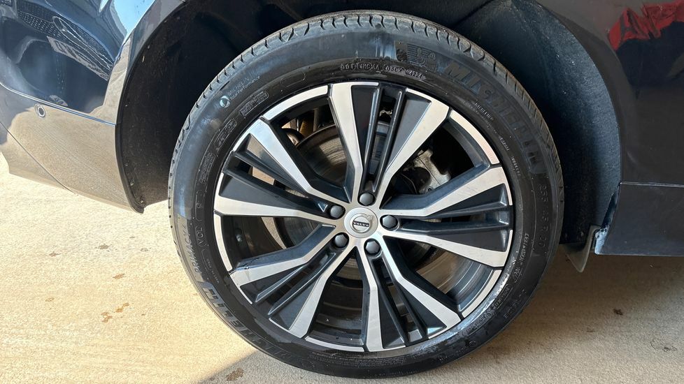 Volvo XC60 Plus, B5 Awd Mild Hybrid, Dark Black #4