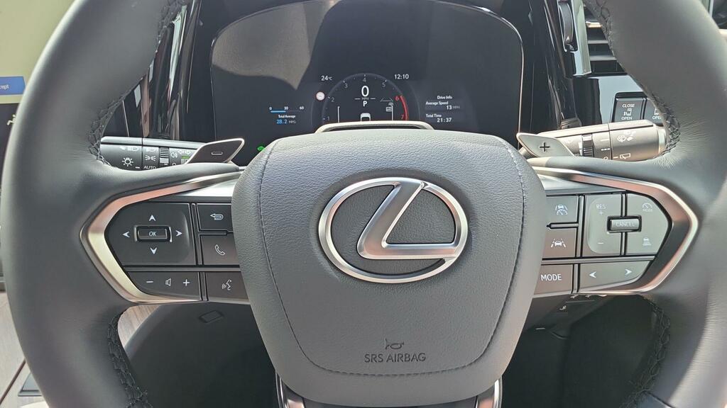 Lexus LM 350H 2.5 Takumi E-cvt 4 Seat  #10