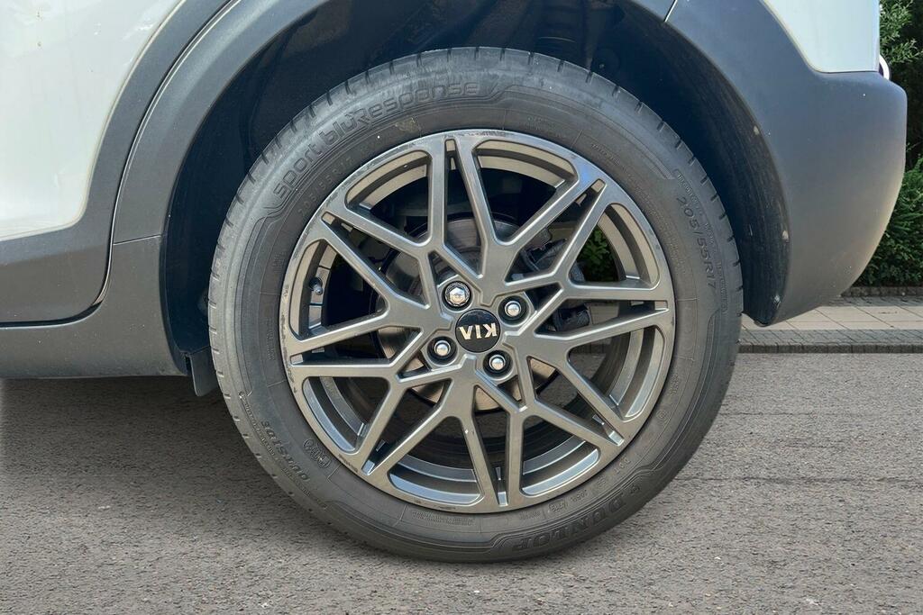 Kia Stonic 1.0 T-gdi Maxx Dct Euro 6 Ss White #5