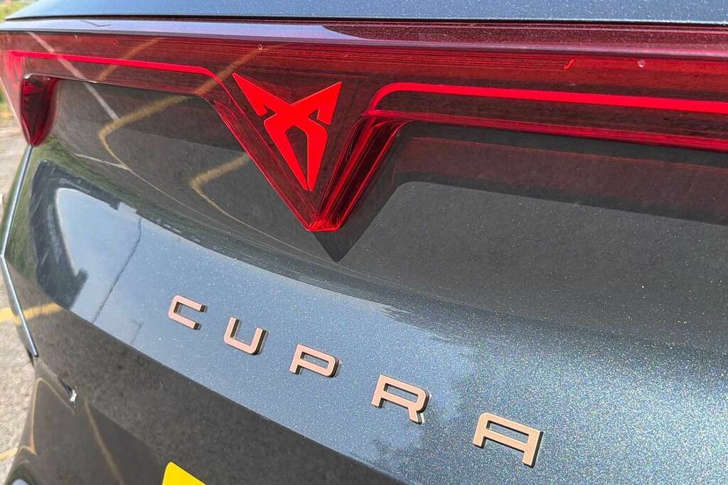 Cupra Formentor 1.5 Etsi 150 V2 Dsg White #39