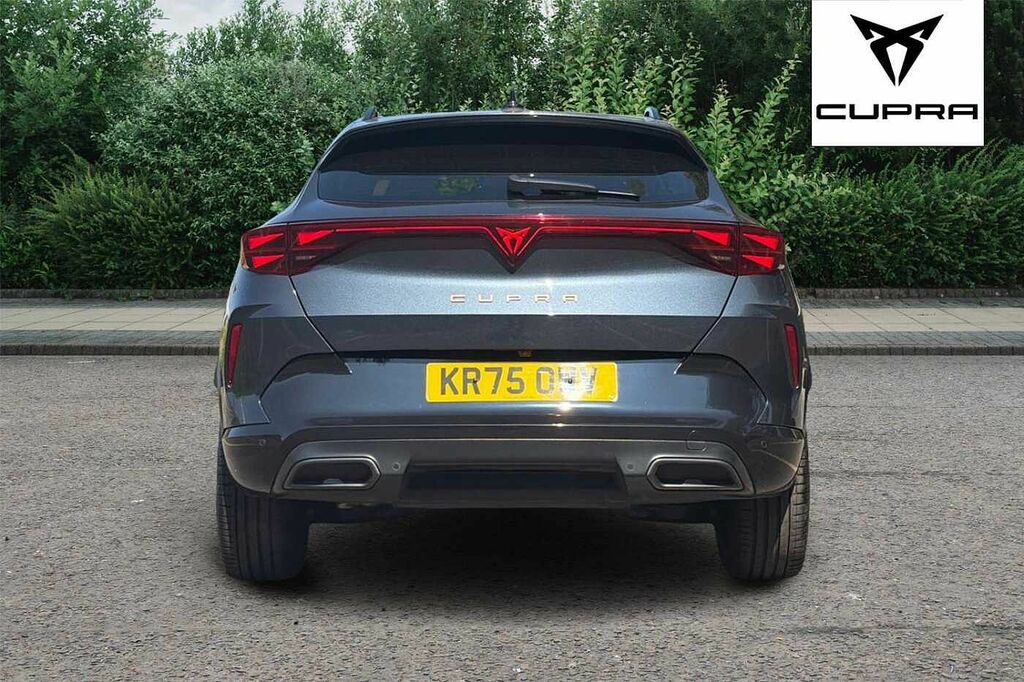 Cupra Formentor 1.5 Etsi 150 V2 Dsg White #8