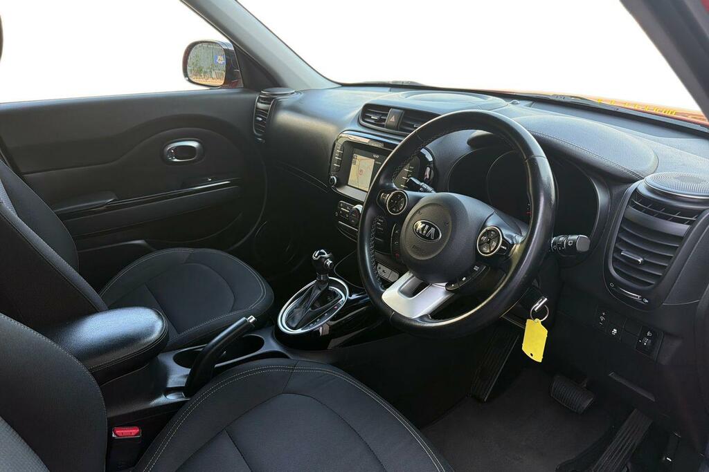 Kia Soul 1.6 Crdi 2 Red #6