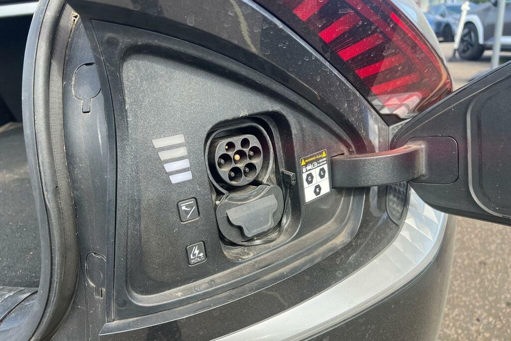 Kia EV6 77.4Kwh Gt Line Hatchback White #24