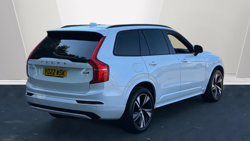 Volvo XC90 R-design, B5 Awd Mild Hybrid, 7 Seats White #2