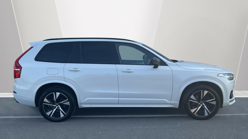 Volvo XC90 R-design, B5 Awd Mild Hybrid, 7 Seats White #3