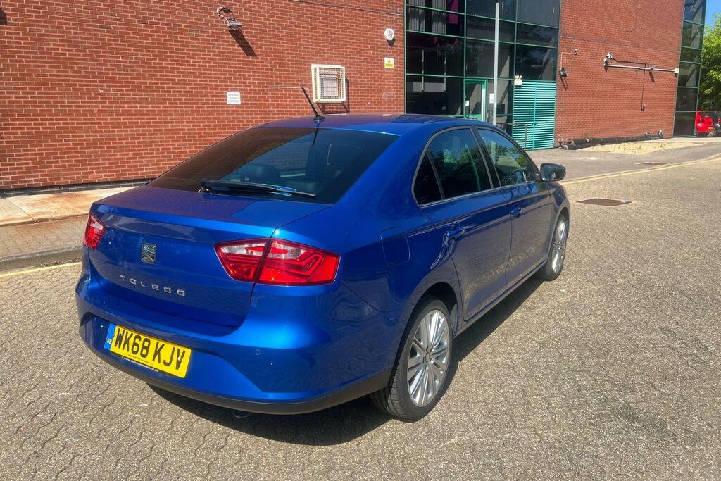 Seat Toledo 1.0 Tsi Xcellence Black #33