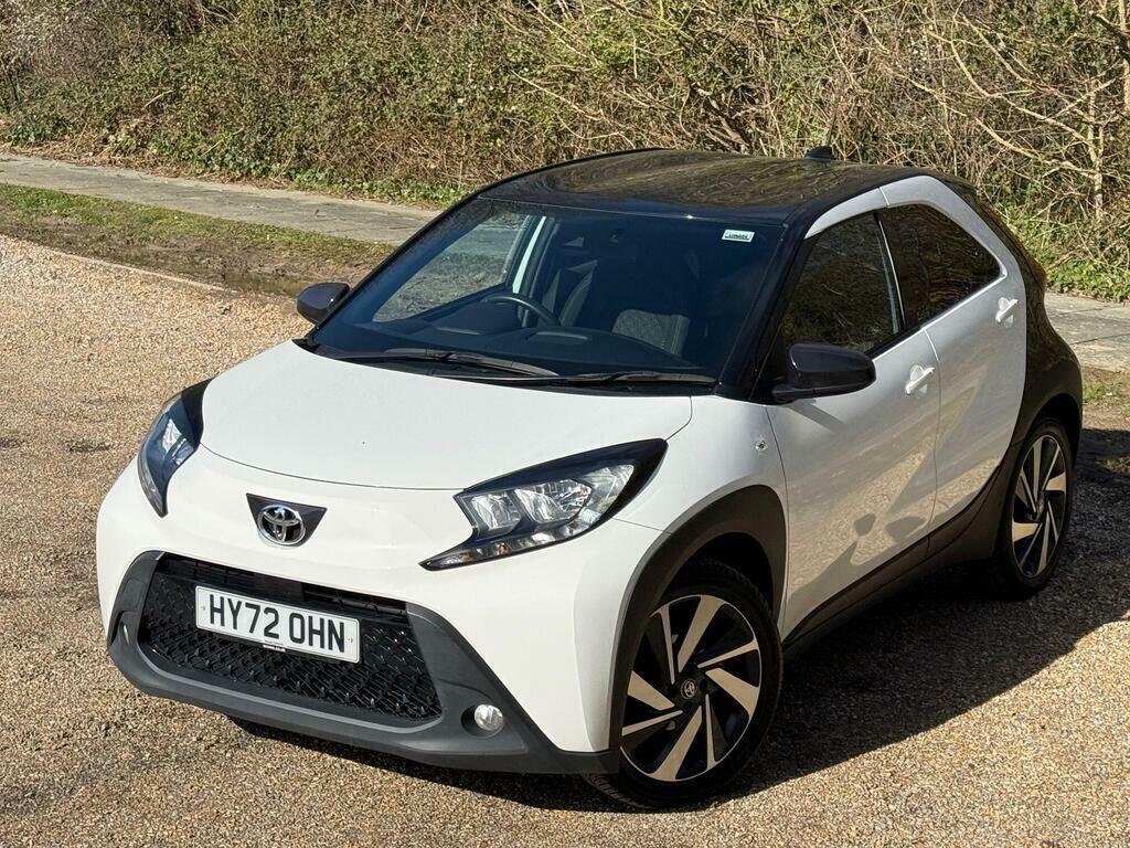 Toyota Aygo X 1.0 Vvt-i Edge Hatchback X-shift Euro 6 White #2