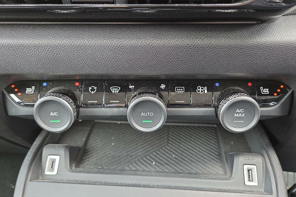 Citroen e-C4 100Kw Shine Plus 50Kwh Grey #12