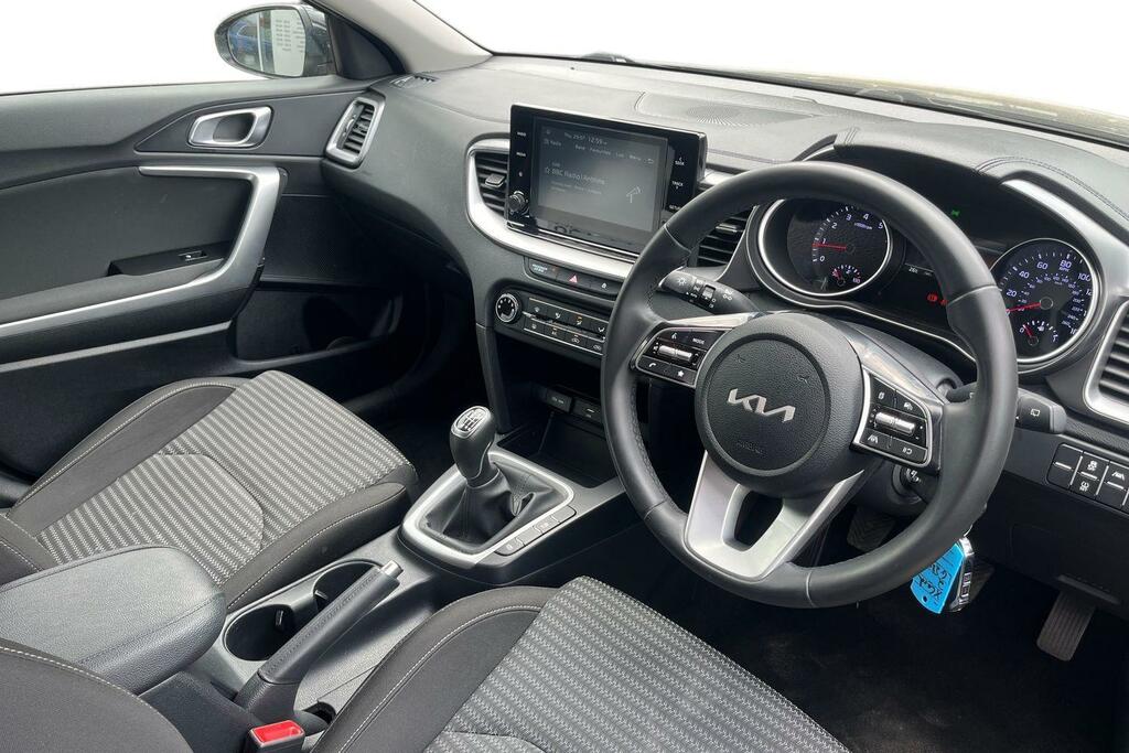 Kia Xceed 1.5 T-gdi 2 Euro 6 Ss LG23UEL Black #6