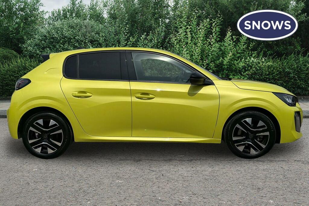 Peugeot 208 1.2 Puretech Allure Euro 6 Ss GF25NVK Yellow #4