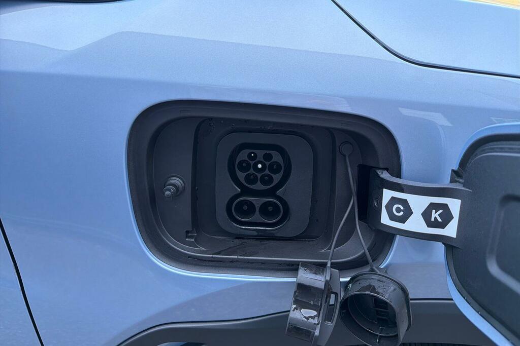 Byd Dolphin Comfort 150Kw 60.4Kwh White #33
