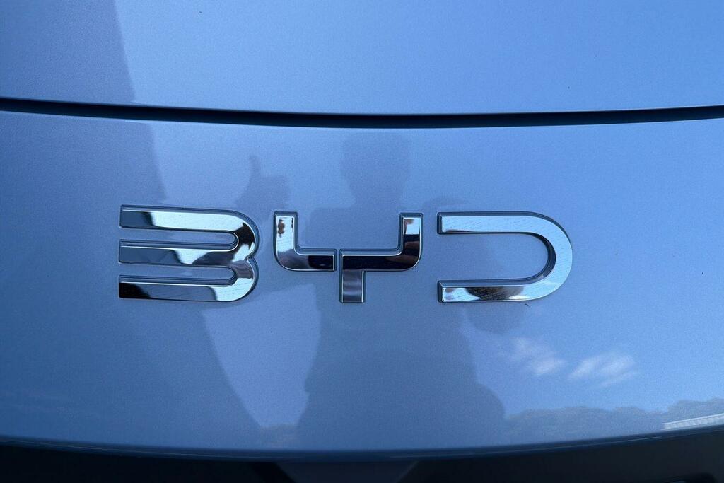 Byd Dolphin Comfort 150Kw 60.4Kwh White #31