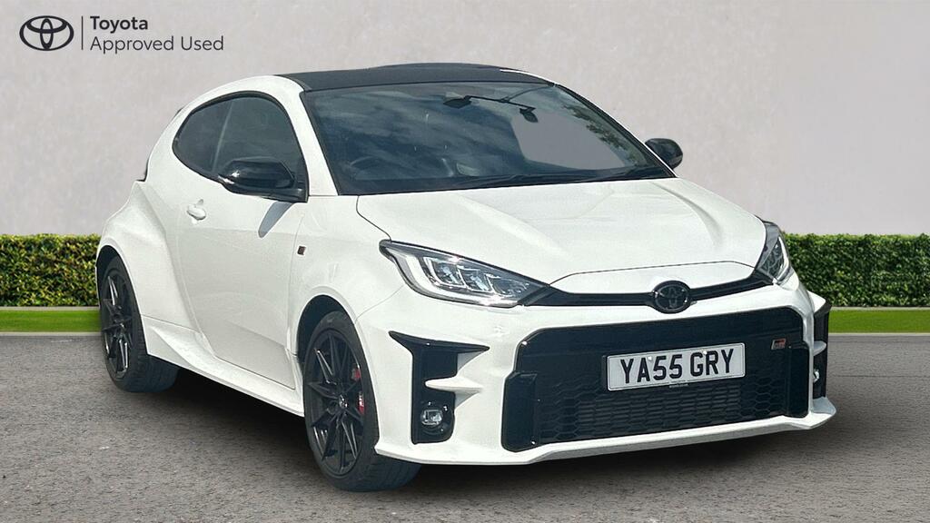 Toyota Yaris 1.6T Gr Circuit Awd Euro 6 YA55GRY White