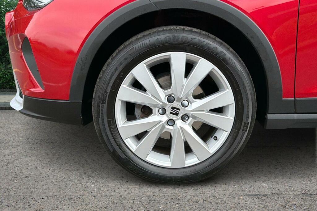 Seat Arona 1.0 Tsi 110 Xperience Red #5