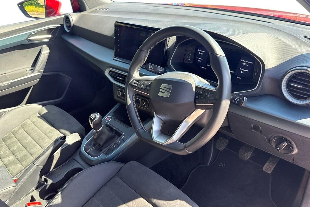 Seat Arona 1.0 Tsi 115 Xperience Lux Red #6