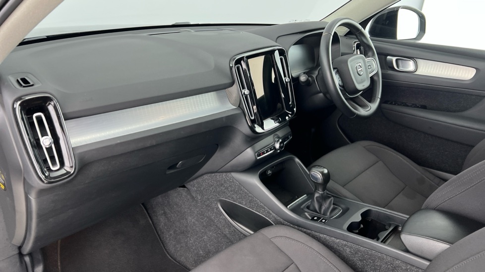 Volvo XC40 Momentum, T3 Black #6