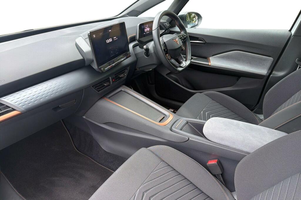 Cupra Born V1 58Kwh White #2