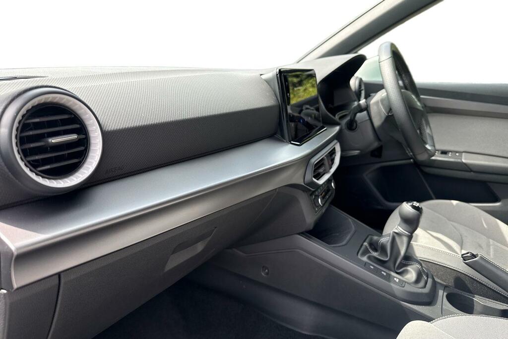 Seat Arona 1.0 Tsi 115 Fr First Edition White #2