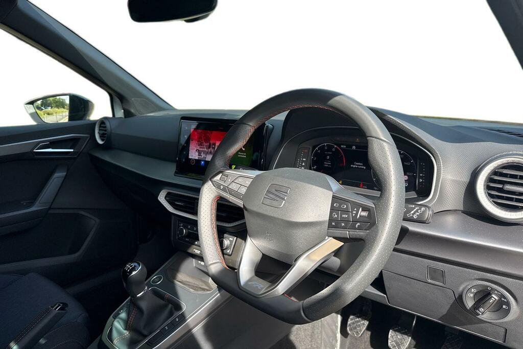 Seat Arona 1.0 Tsi 115 Fr Black Edition White #6
