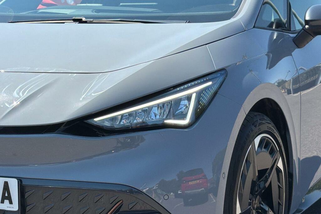 Cupra Born 150Kw V2 58Kwh White #13