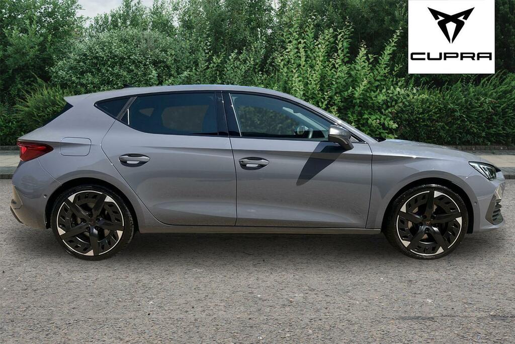 Cupra Leon 1.4 Ehybrid Vz3 Dsg Grey #4