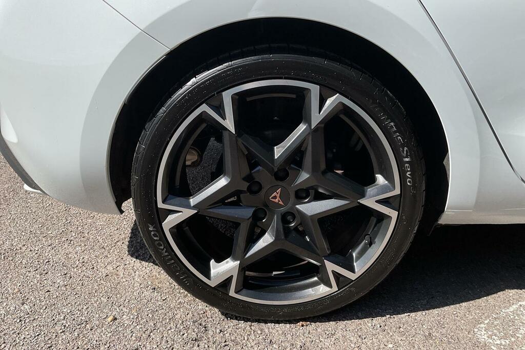 Cupra Leon 2.0 Tsi Vz3 Hatchback Dsg 300 Ps Black #22