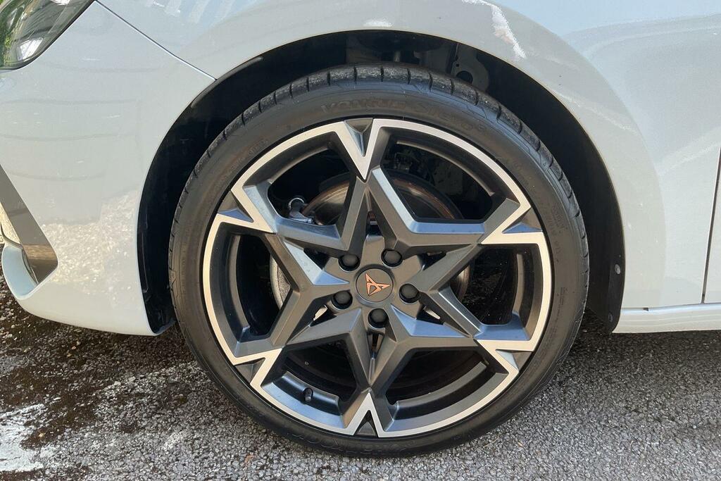 Cupra Leon 2.0 Tsi Vz3 Hatchback Dsg 300 Ps Black #24