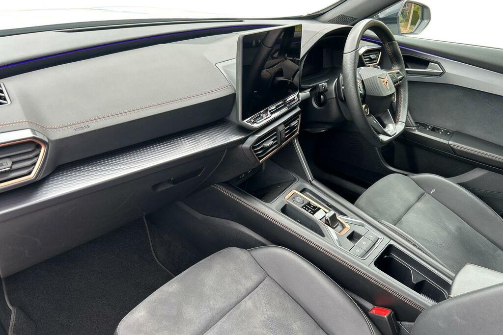 Cupra Formentor 1.5 Etsi 150 V2 Dsg White #2