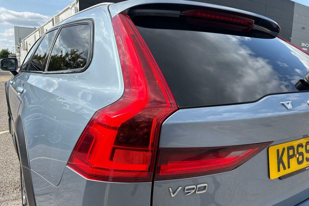 Volvo V90 2.0 D4 Momentum Plus Grey #44