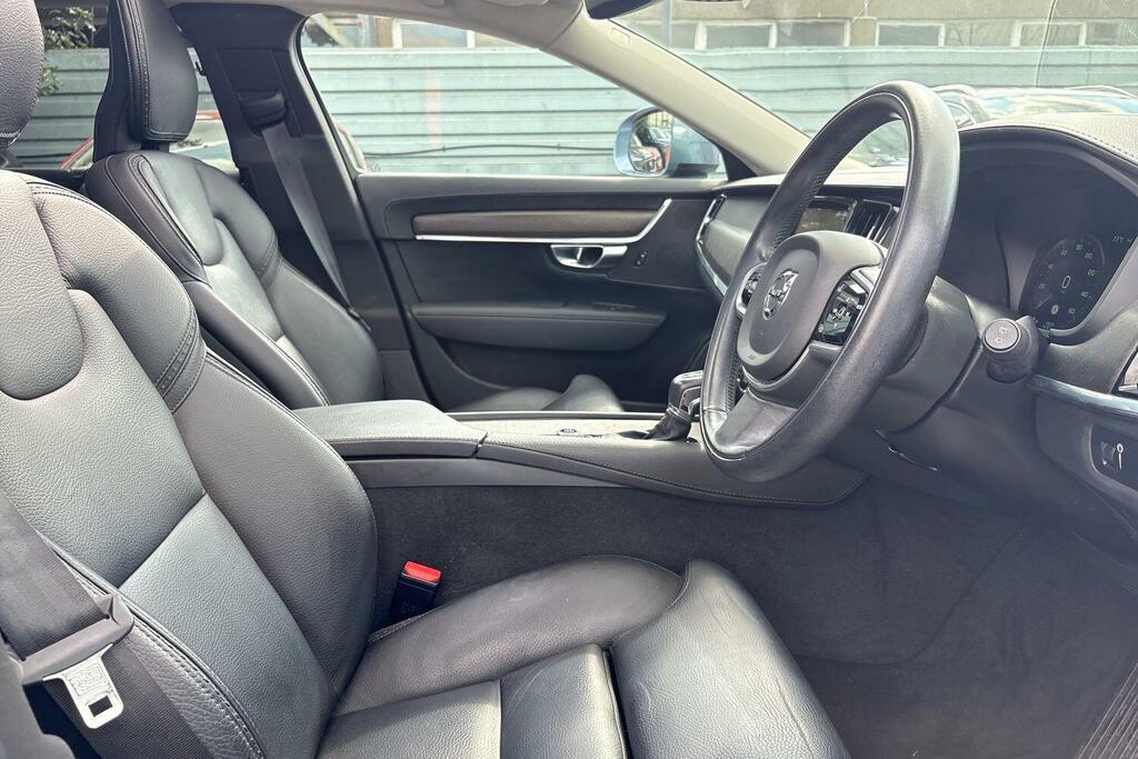 Volvo V90 2.0 D4 Momentum Plus Grey #14