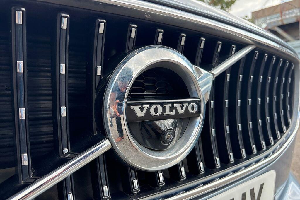 Volvo V90 2.0 D4 Momentum Plus Grey #46
