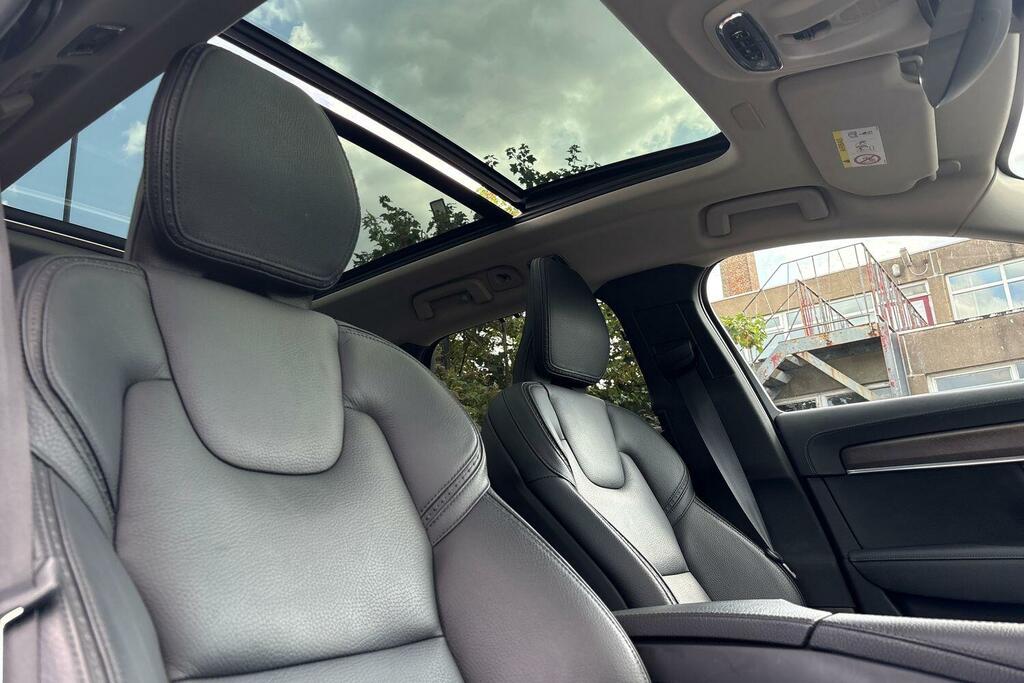 Volvo V90 2.0 D4 Momentum Plus Grey #13
