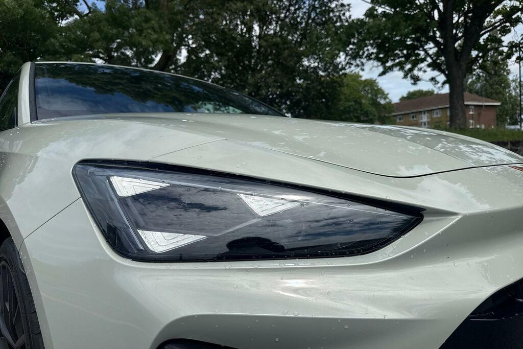 Cupra Leon 1.5 Etsi 150 V3 Dsg Delivery Mileage Grey #34