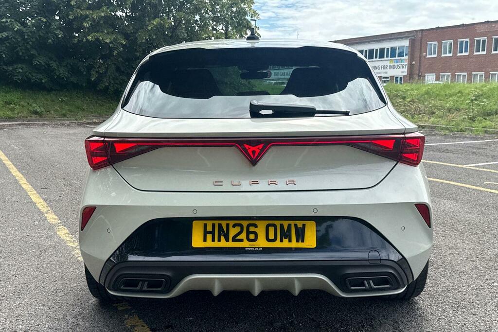 Cupra Leon 1.5 Etsi 150 V3 Dsg Delivery Mileage Grey #26