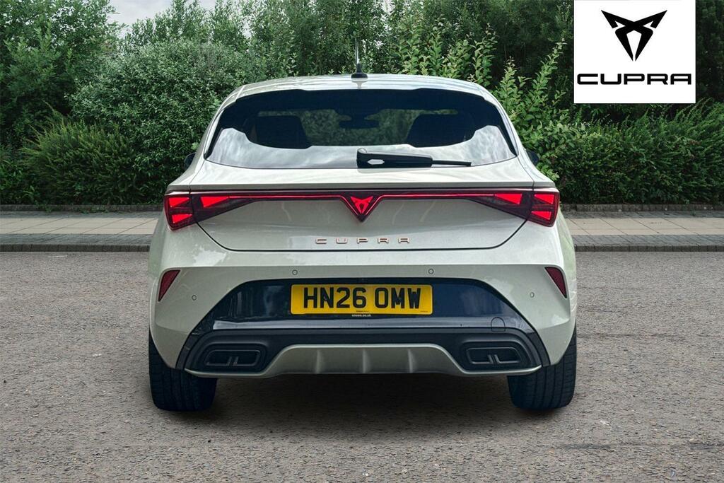 Cupra Leon 1.5 Etsi 150 V3 Dsg Delivery Mileage Grey #8