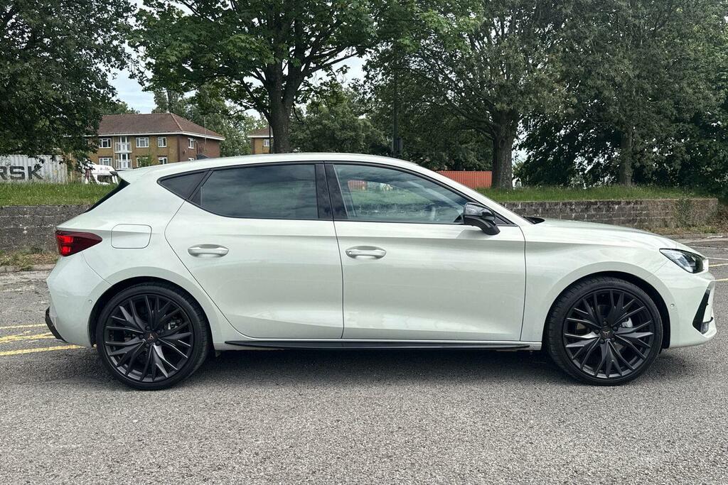 Cupra Leon 1.5 Etsi 150 V3 Dsg Delivery Mileage Grey #24