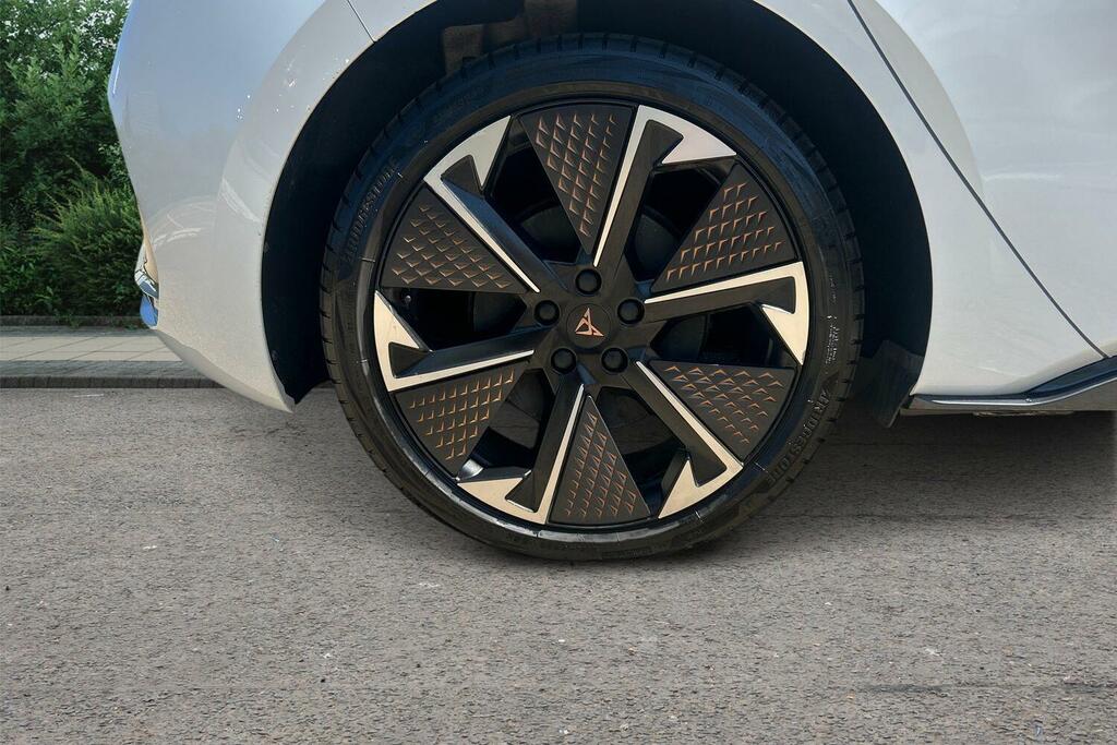 Cupra Born 240Kw E-boost Vz 79Kwh White #5