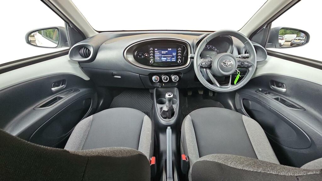 Toyota Aygo X 1.0 Vvt-i Pure Euro 6 Ss WK73NZD White #6