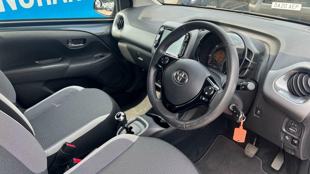 Toyota Aygo Hatchback Red #12