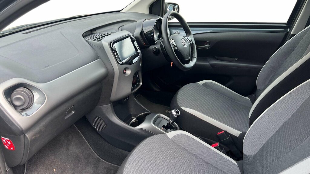 Toyota Aygo 1.0 Vvt-i X-trend X-shift Euro 6 Safety Sense Grey #5
