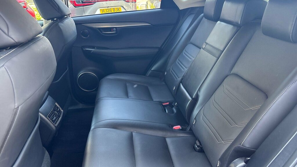 Lexus NX Estate 300H 2.5 White #14