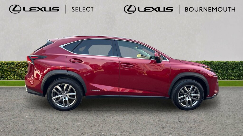 Lexus NX Estate 300H 2.5 White #22